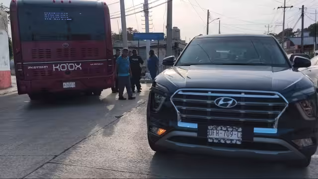Policía Estatal atiende percance vial en Escárcega