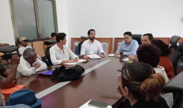 Intentan esclarecer situación legal de más de mil 500 hectáreas en comisaría de Becanchén