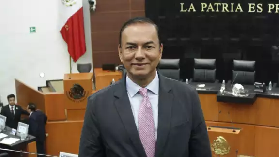 Este lunes José Manuel del Río regresó a su cargo en el Senado