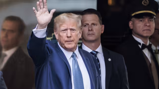 El republicano afirmó que fue a la audiencia para "encontrarme con una racista", refiriéndose a la fiscal.
