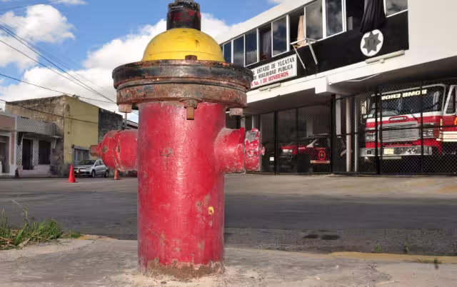 Los bomberos señalarón que estos dispositivos fueron instalados en puntos estratégicos de la Ciudad para la ayuda de combate de incendios