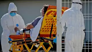 Según el reporte técnico, con corte hasta el mediodía de hoy, 14 mil 718 pacientes se encontraban en aislamiento social