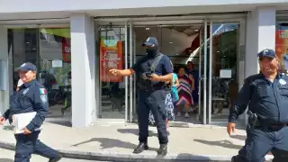 Salinas Pliego se burla del embargo de 750 mil pesos a Elektra en Cancún