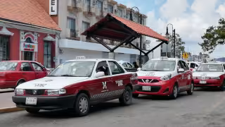 Taxistas de Carmen defienden rentabilidad del servicio tradicional
