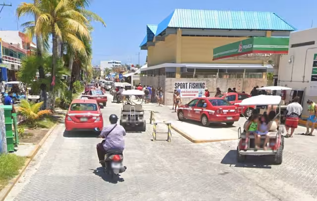 Las turistas aseguraron que esa vialidad no tenía señalamientos