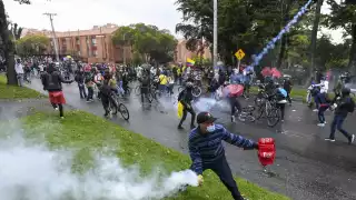 La nueva ley, concertada con partidos políticos, sector privado y sociedad civil, se enfocará en gravar temporalmente a empresas y a las clases sociales más ricas