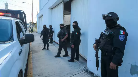 El equipamiento evitaría los abusos policiales que tantas veces señala la ciudadanía. ( El equipamiento evitaría los abusos policiales que tantas veces señala la ciudadanía. (