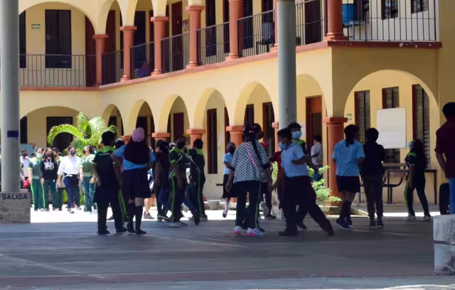 Mucha controversia ha habido en torno a los libros de texto de la SEP