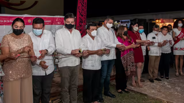 La ceremonia inaugural se efectuó en la casa de la cultura