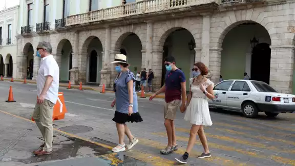 Algunos extranjeros aseguran que la economía es el factor por el que vienen a radicar en el estado Algunos extranjeros aseguran que la economía es el factor por el que vienen a radicar en el estado