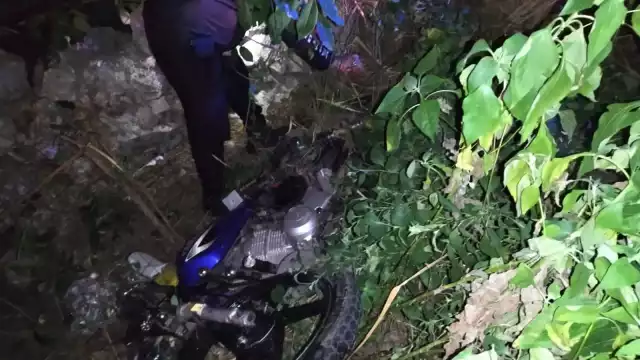 Testigos de los hechos informaron que el ciclista no portaba ningún tipo de iluminación en su unidad, lo que provocó que el motorista no se percatara del mismo