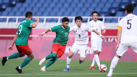 México golea a Japón y gana la medalla de bronce en futbol varonil