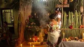 El ochavario es la manera de despedir a los fieles difuntos, tras una semana de estar entre nosotros