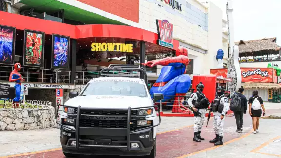 El Batallón de Seguridad Turística reforzará la seguridad de la Zona Norte de Quintana Roo, tras hechos violentos El Batallón de Seguridad Turística reforzará la seguridad de la Zona Norte de Quintana Roo, tras hechos violentos