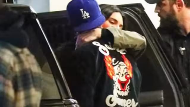 Bad Bunny y Kendall Jenner captados besándose