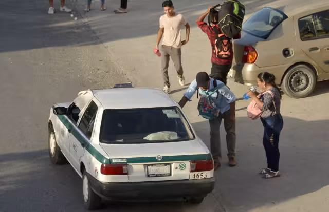 Lamentan que en Cancún no puedan operar las plataformas digitales como Uber