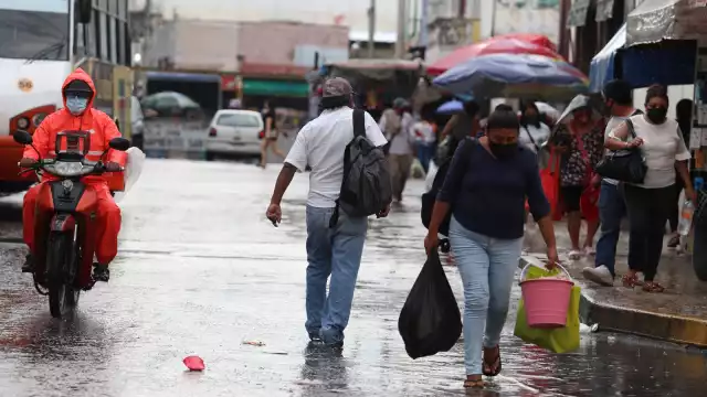 Continúan las fuertes lluvias en Yucatán