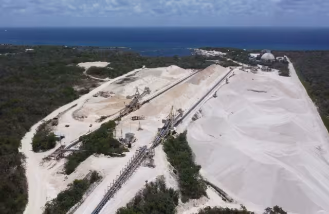 Los señalamientos fueron hechos por parte de la defensa legal, para desmentir a la transnacional, que exige mil 500 mdd