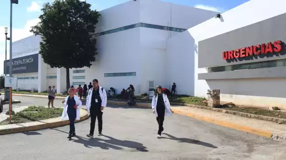 Hay más de 148 mil dosis de vacunas disponibles para los siete municipios de la Zona Norte de Quintana Roo Hay más de 148 mil dosis de vacunas disponibles para los siete municipios de la Zona Norte de Quintana Roo