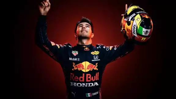 Checo Pérez ha dado dura competencia en el GP de Países Bajos