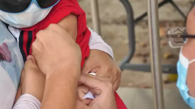 La vacuna que recibirán los niños con cáncer son de la farmacéutica Pfizer