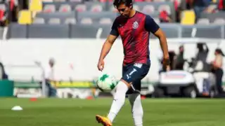 Malas noticias para Chivas, JJ Macías queda fuera por fuerte lesión