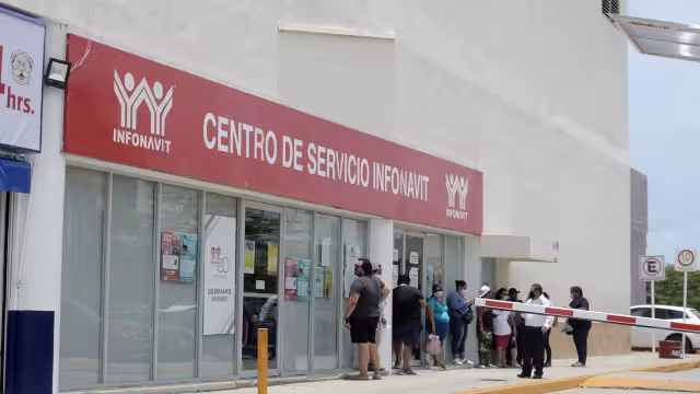 Los cancunenses indicaron que los intereses que aplica en Infonavit son elevados, lo que complica el cubrir la deuda adquirida para comprar una vivienda