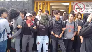 Qué planteles de la UNAM han sido tomados por encapuchados