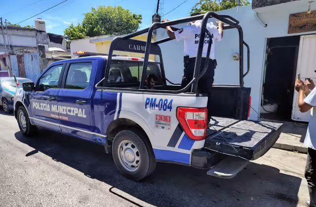 Coordinación vecinal permite captura de presunto ladrón en Campeche