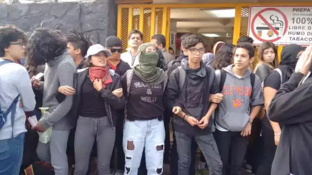 Qué planteles de la UNAM han sido tomados por encapuchados