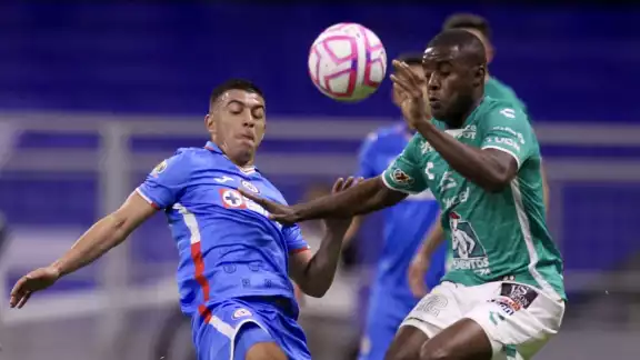Los Esmeraldas del León se verán las caras ante La Máquina Celeste del Cruz Azul en el Estadio León Los Esmeraldas del León se verán las caras ante La Máquina Celeste del Cruz Azul en el Estadio León