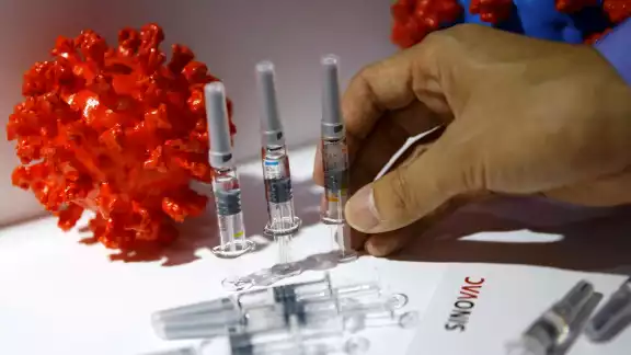 Laboratorio chino Sinovac desarrolla la vacuna contra el COVID-19 (Resuters)