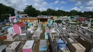 En Benito Juárez-Isla Mujeres el total de fosas es 15 mil 185, de las que sólo 800 están disponibles. Foto: Mario Hernández.