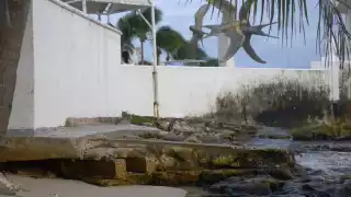 Degradación de cenotes y filtraciones de las viejas tuberías invaden depósitos de agua en Cozumel