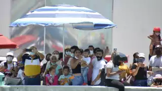 La sana distancia fue la única que no estuvo presente en la tradicional celebración carmelita