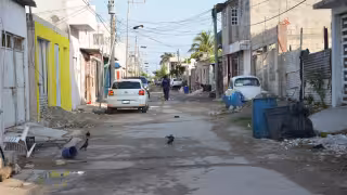 Señalan que el edil con licencia no es honesto, porque ahora regresa a la colonia para prometer algo que no cumplió