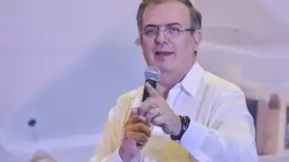 Marcelo Ebrard afirma que seguirá en las filas de Morena