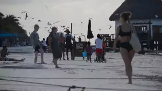 El sector turístico en Quintana Roo se recupera en medio de una pandemia que debilitó la llegada de visitantes al estado en 2020