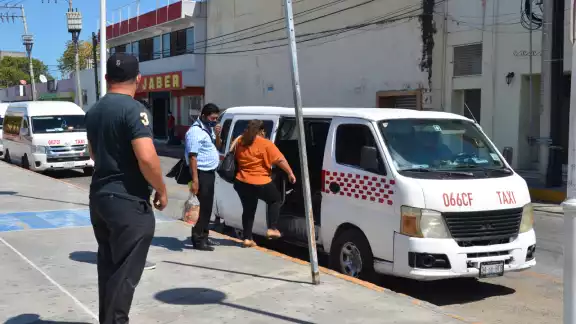 Los taxistas acusaron a la directiva de la Unión de Transporte de la Península de Atasta por el desvío