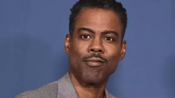 Chris Rock lanza bofetada a Will Smith Chris Rock lanza bofetada a Will Smith