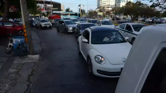 Todos los días se hacen más de 3 mil viajes en Q. Roo, principalmente en Cancún y Playa del Carmen.