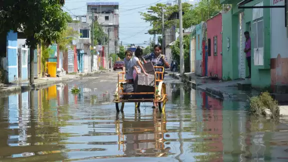 El ciclón podría llegar en cinco días El ciclón podría llegar en cinco días
