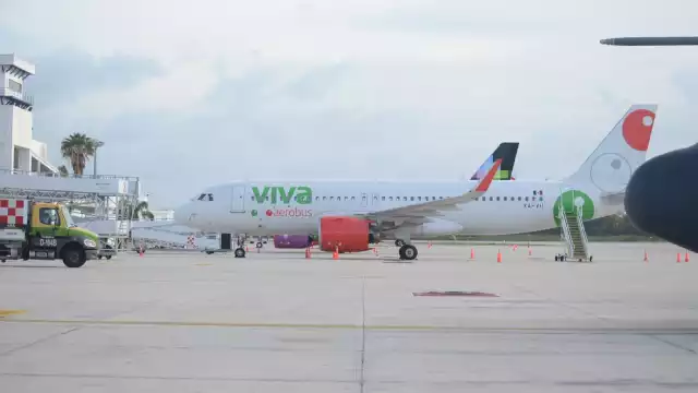 El vuelo de VivaAerobus a Cancún preocupó a los pasajeros