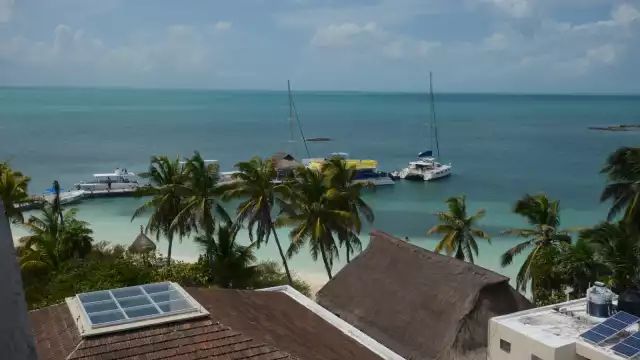Hace 30 años se confirmó la presencia de contaminantes en la bahía y la zona de Ixchel.