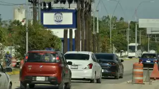 Principalmente entraban vehículos particulares con familias completas