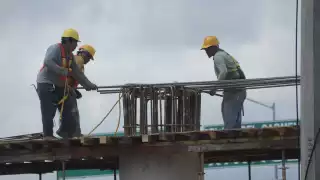 En el sector de la construcción se obtuvo un aumento del 1.5 por ciento, colocándose en el sitio 14 a nivel Nacional, al ser superado por Hidalgo, Tabasco y Chiapas