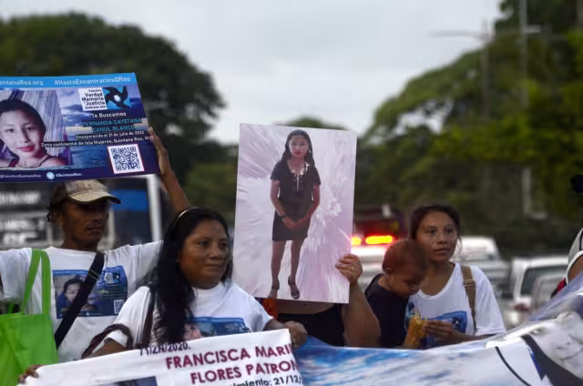 Entre las fichas de búsqueda, 30 corresponden a extranjeros, de los cuales, ya encontraron a 15, aunque tres de ellos sin vida