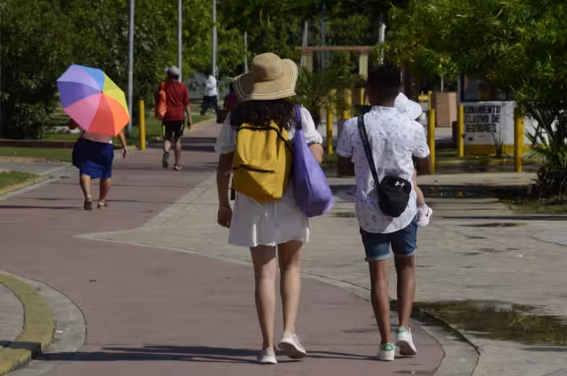 Se prevé una temperatura máxima de 33 a 35 °C y una temperatura mínima de 20 a 22 °C