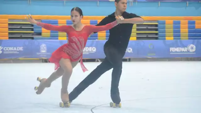 Parejas de patinaje artístico buscan boleto para Juegos Centroamericanos en el Salvador