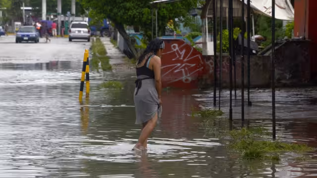 Se esperan fuertes lluvias en Cancún este domingo